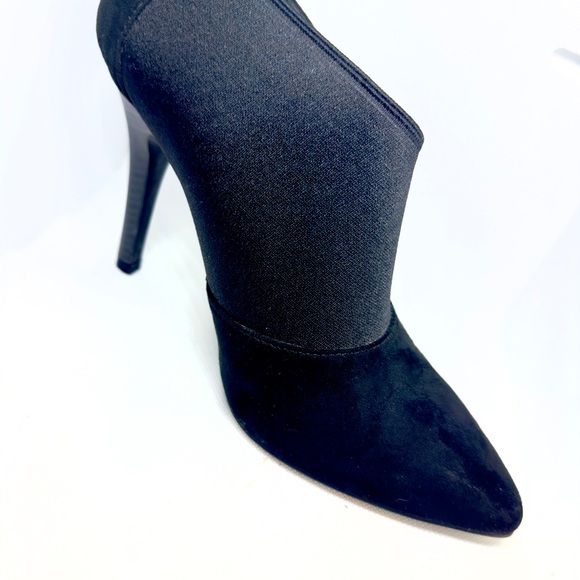Vera Wang Ankle Booties Black Heel - Picture 6 of 7